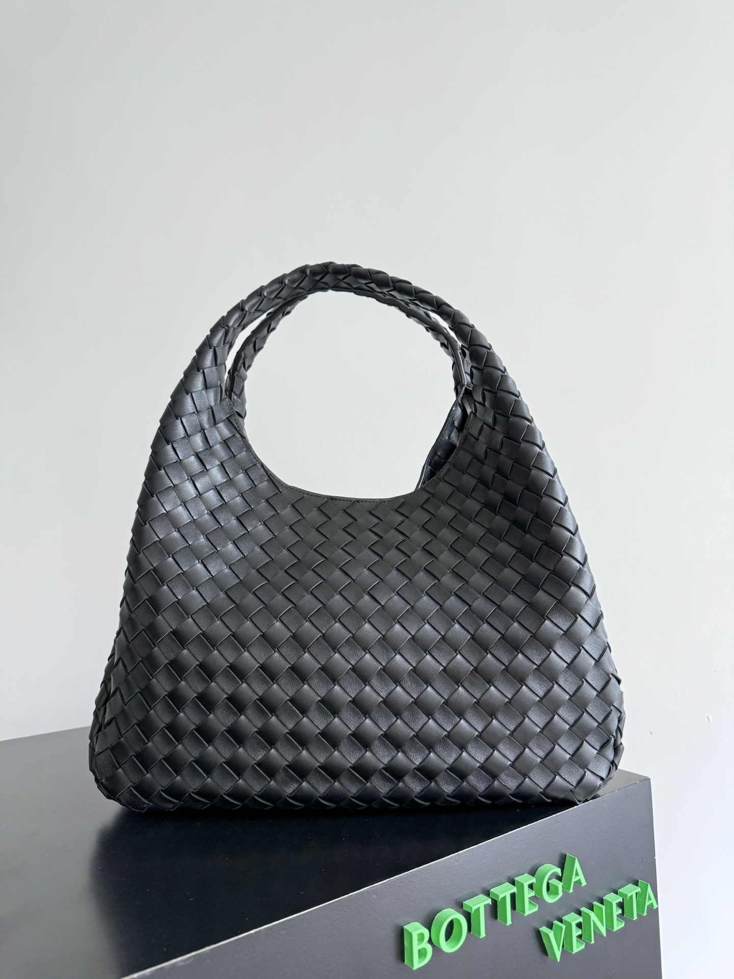 보테가 베네타 캄파나 라지