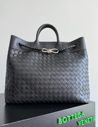 보테가 베네타 안디아모 보이저