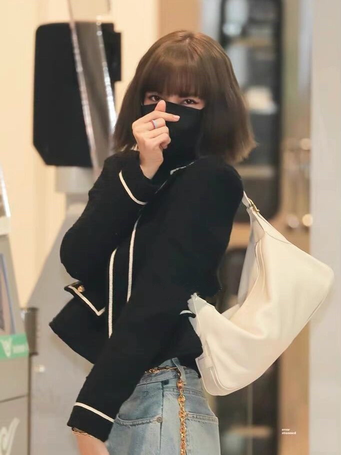 셀린느 로미 미디움 백