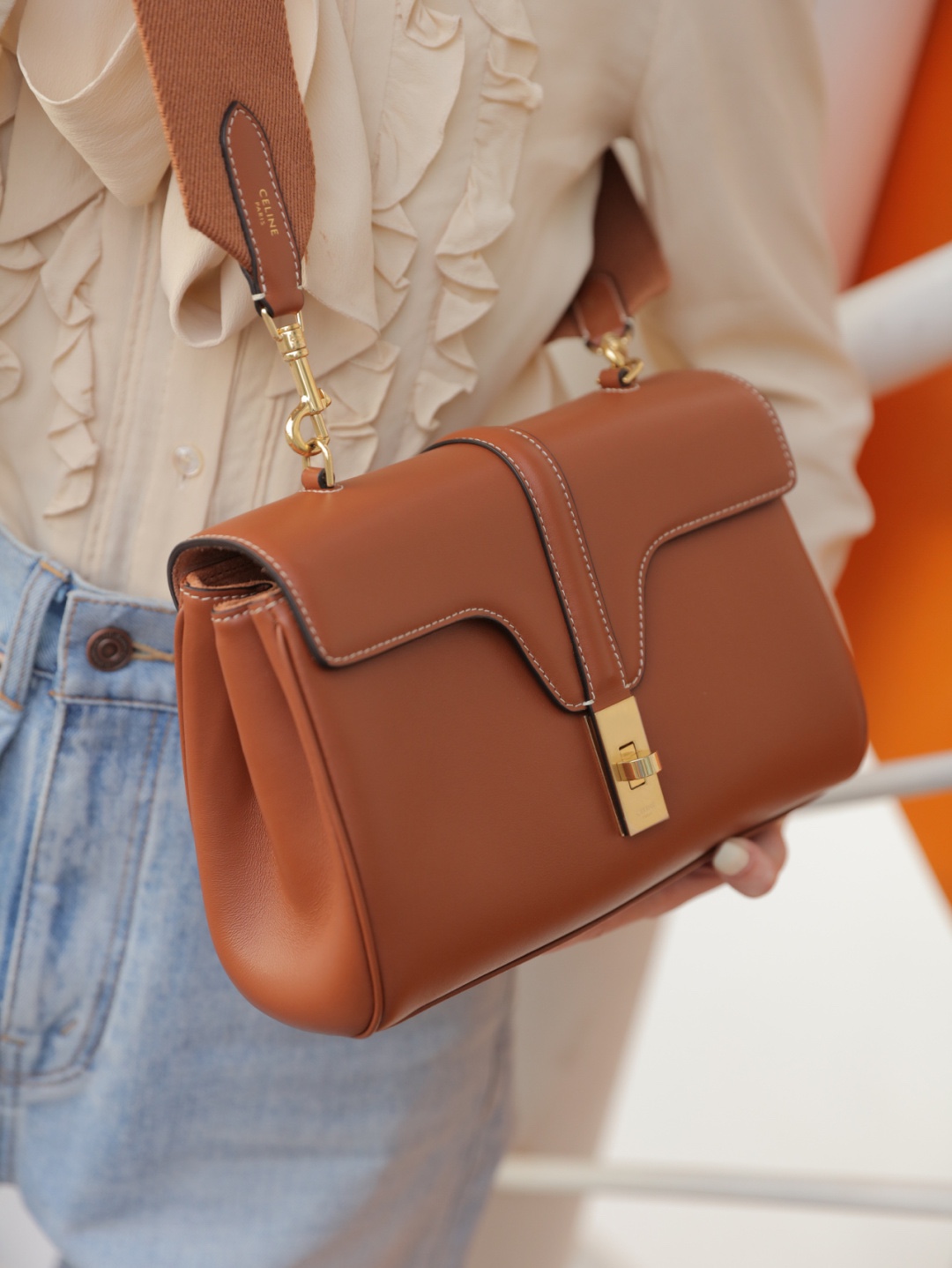 셀린느 틴 소프트 16