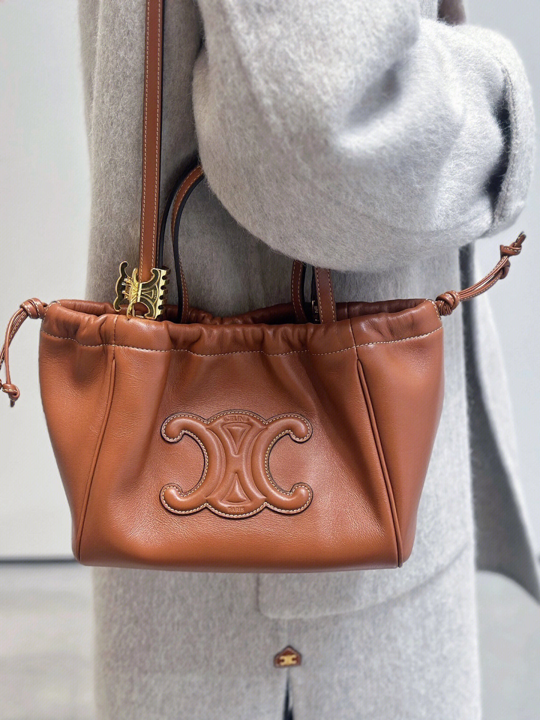 셀린느 카바스 트리옹프 스몰