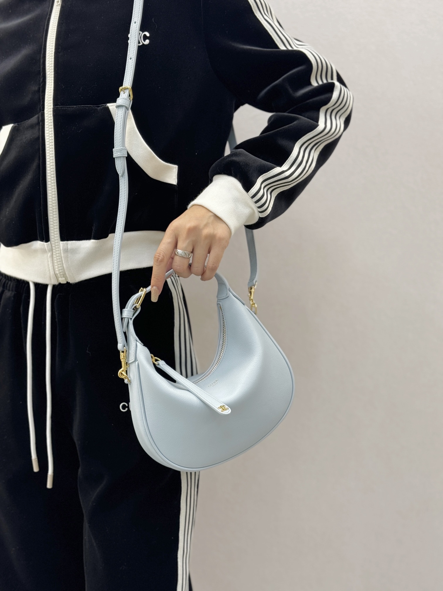 셀린느 틴 룰루 백