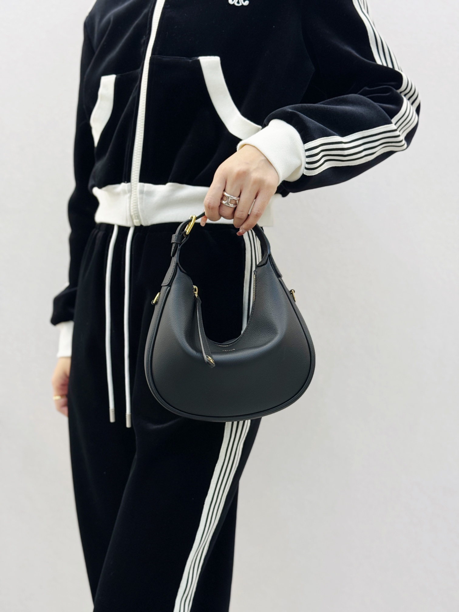 셀린느 틴 룰루 백