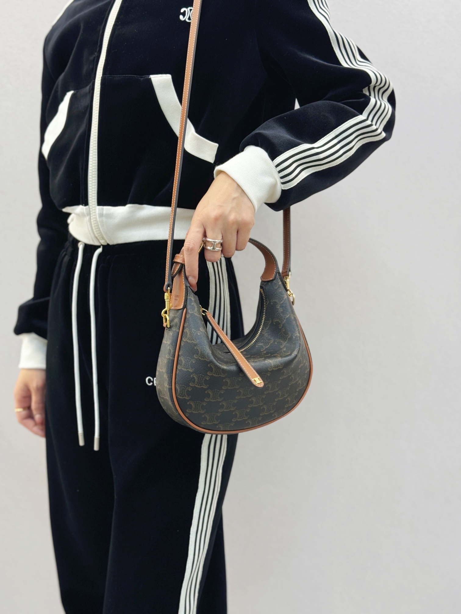 셀린느 틴 룰루 백