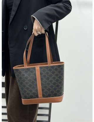 셀린느 카바스 트리옹프 켄버스