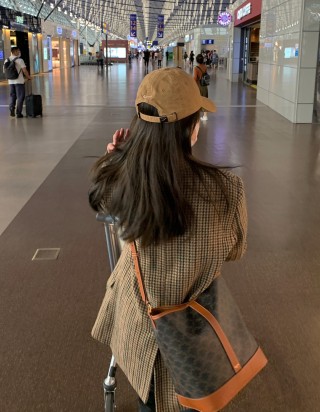 셀린느 버킷 트리옹프 미디움