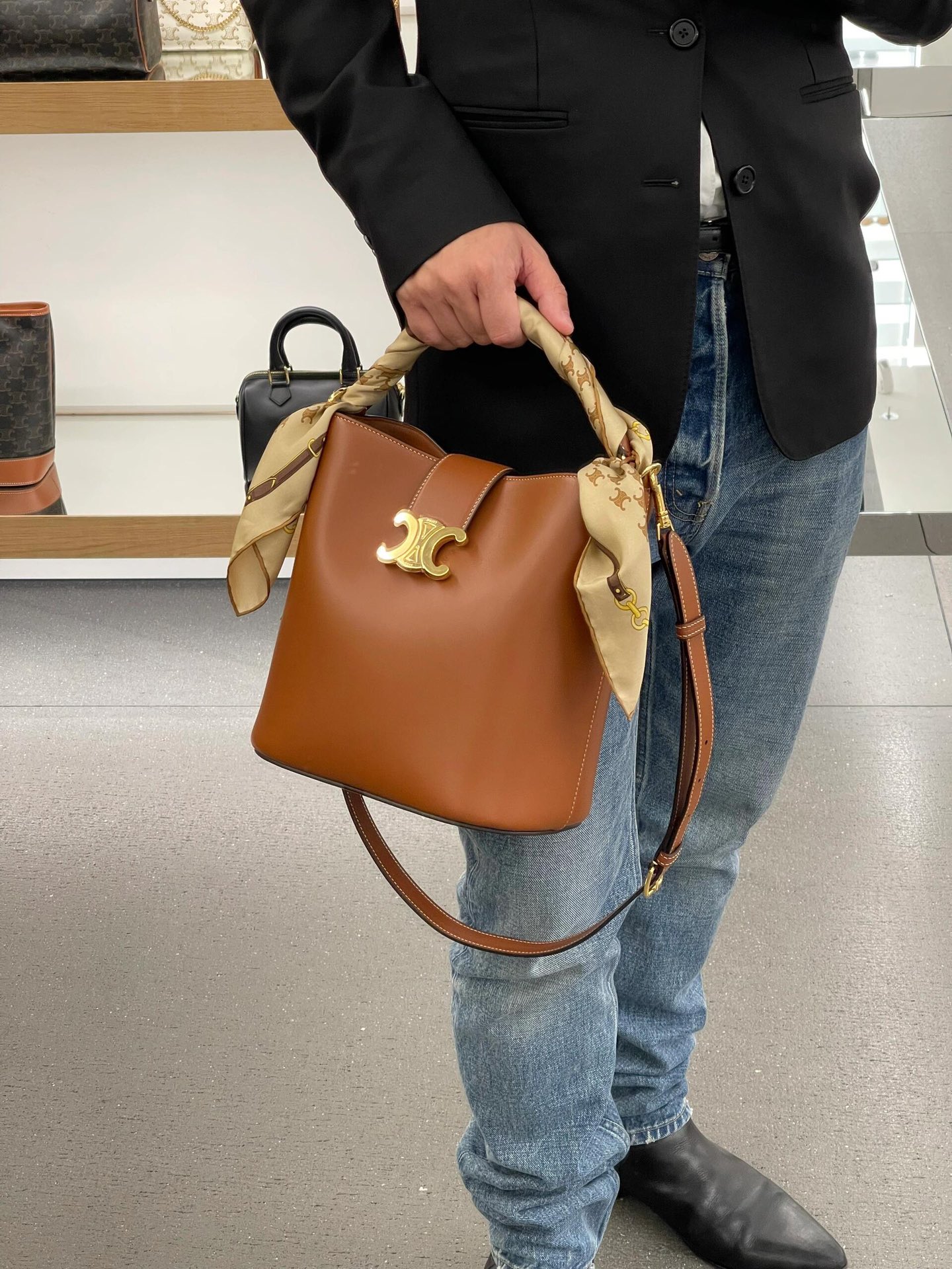 셀린느 루이즈 백