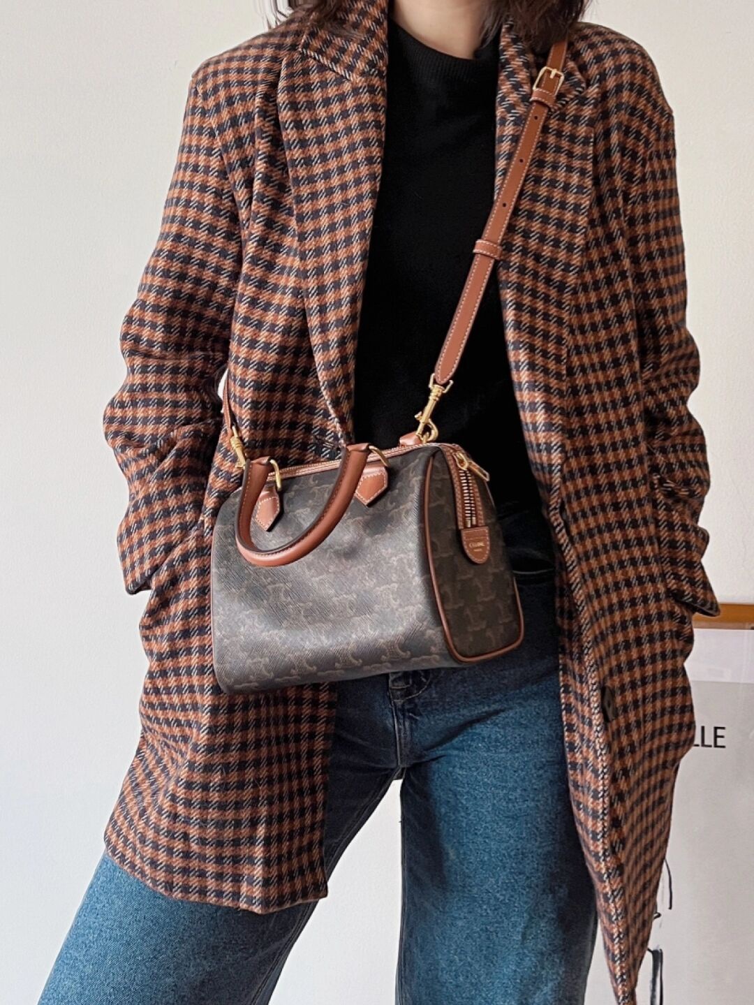 셀린느 보스턴 트리옹프 켄버스 스몰