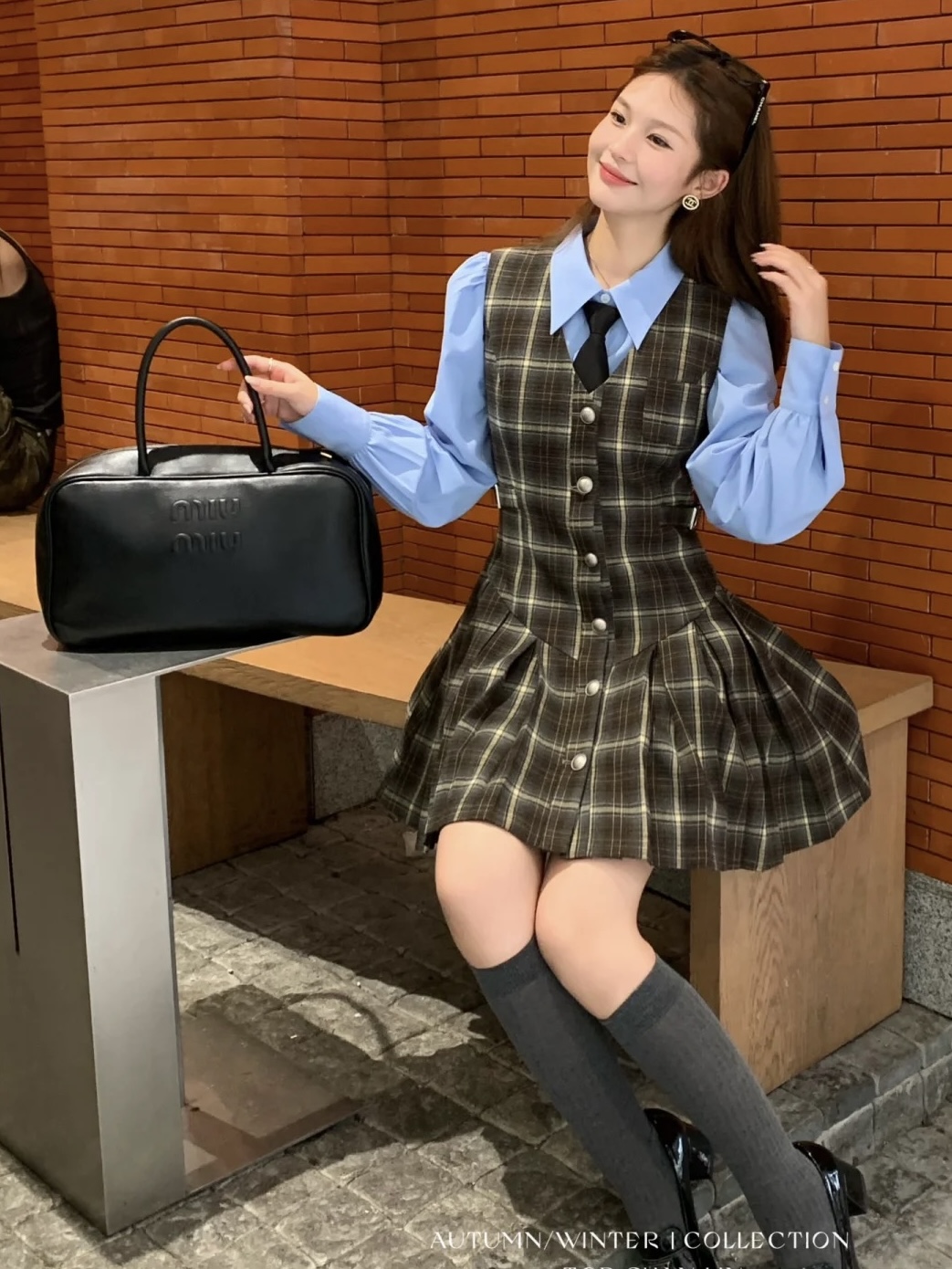 미우미우 보우 레더 백 미디움