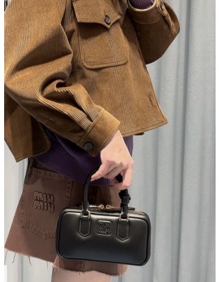 미우미우 아르카디 백 미니