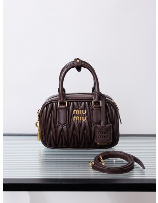 미우미우 아르카디 마테라쎄 나파 가죽 백 스몰