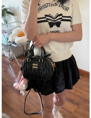 미우미우 아르카디 마테라쎄 나파 가죽 백 스몰