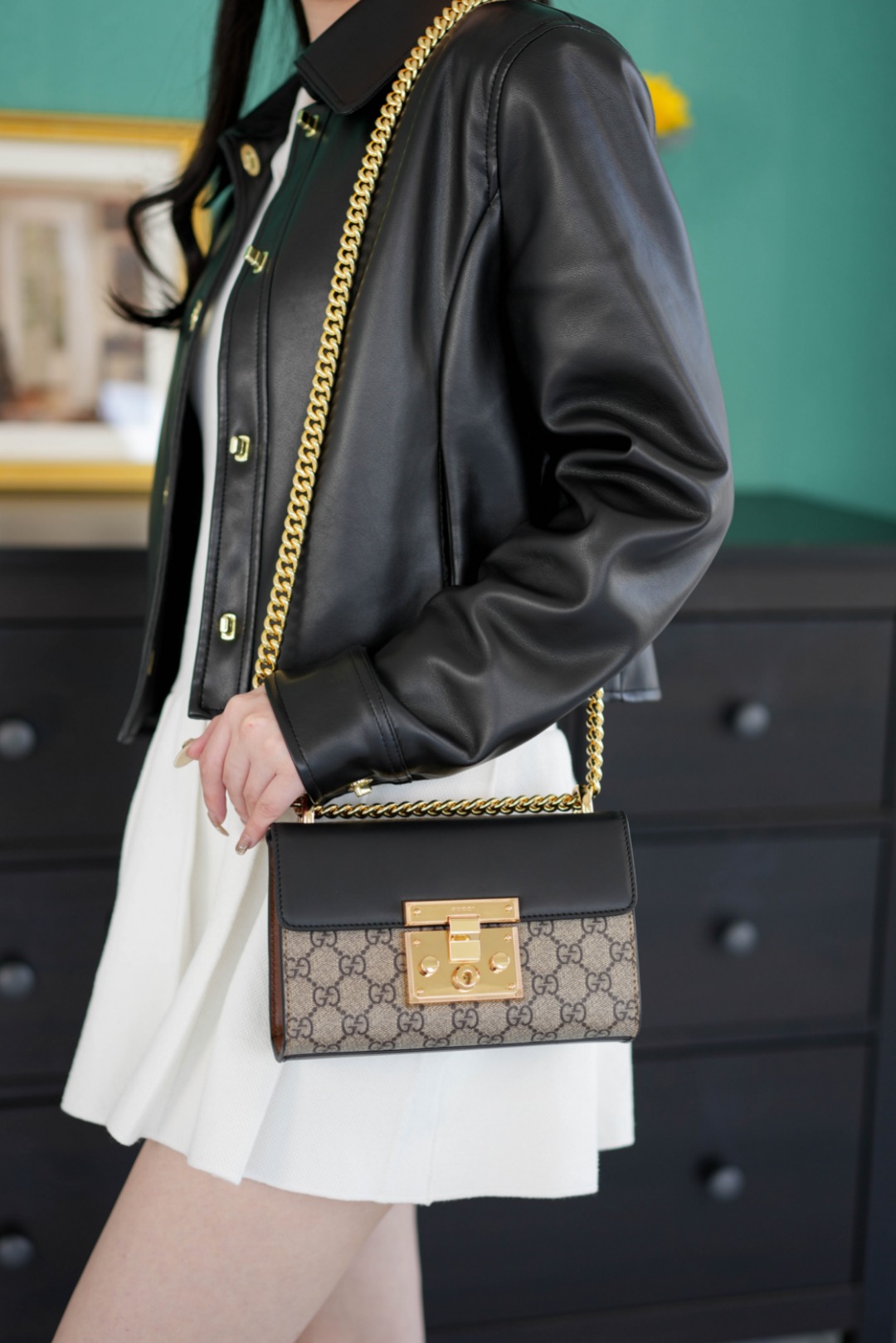 구찌 패들락 스몰 GG 숄더백