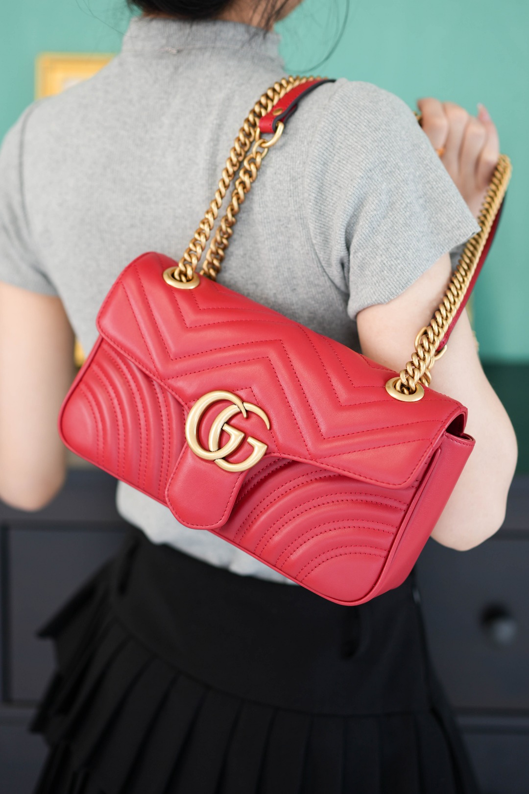 구찌 마몽 마틀라쎄 미디움 숄더백