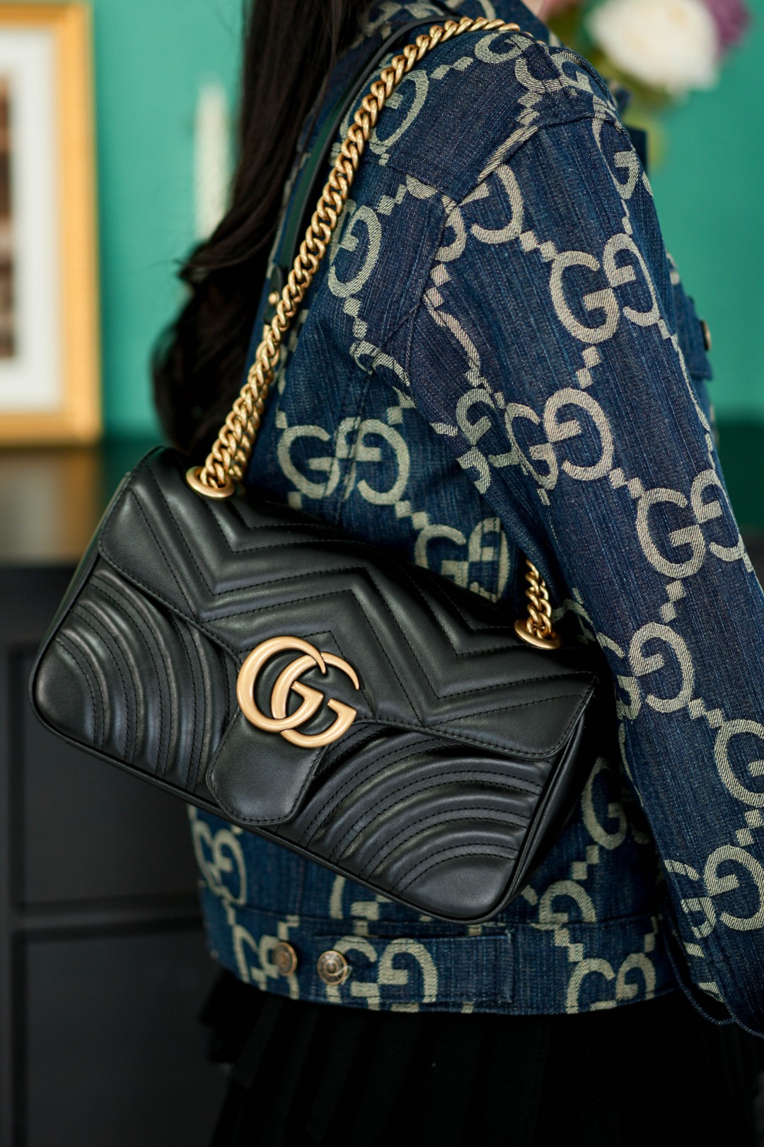 구찌 마몽 마틀라쎄 미디움 숄더백