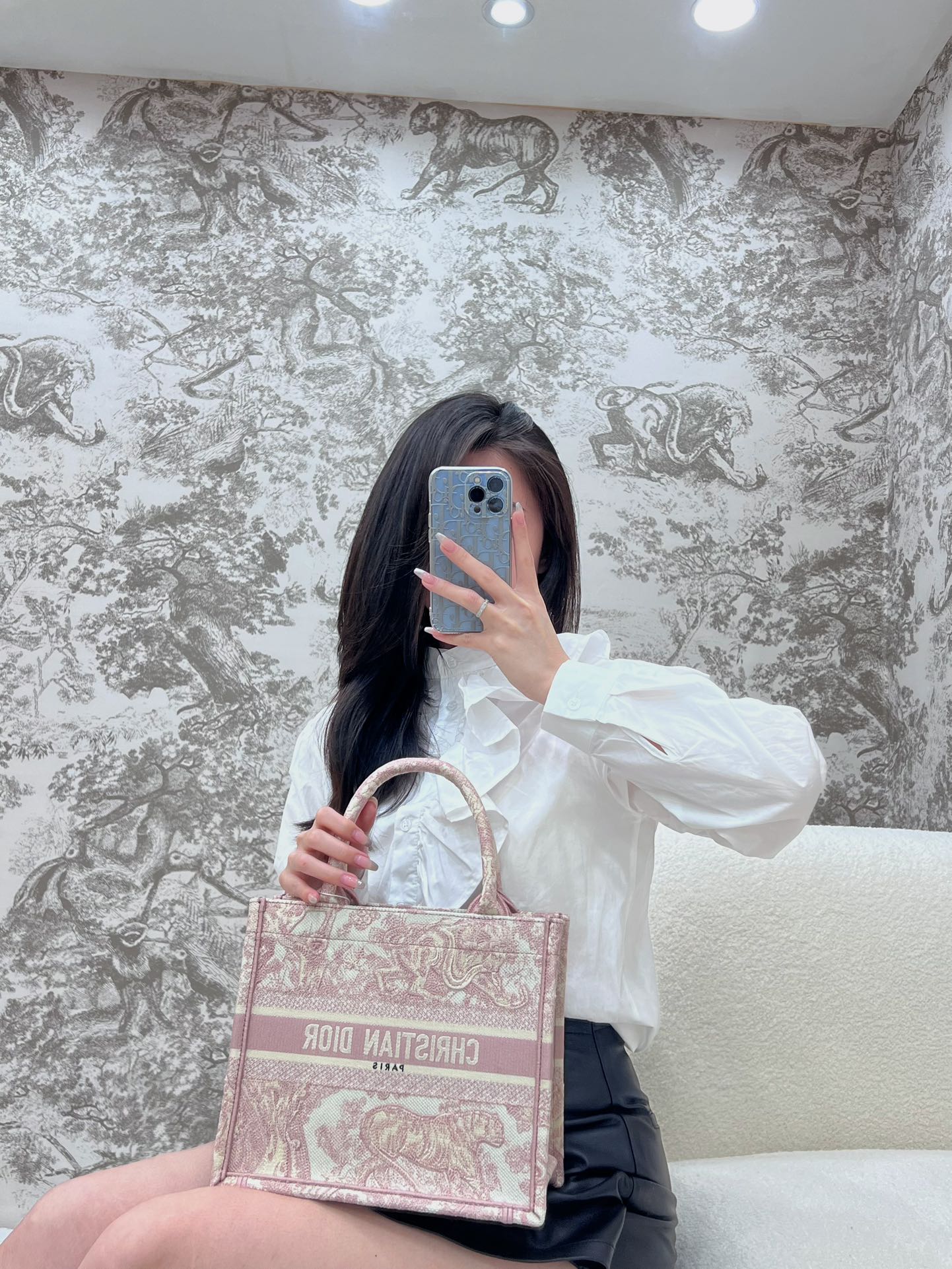 디올 북 토트 백 스몰