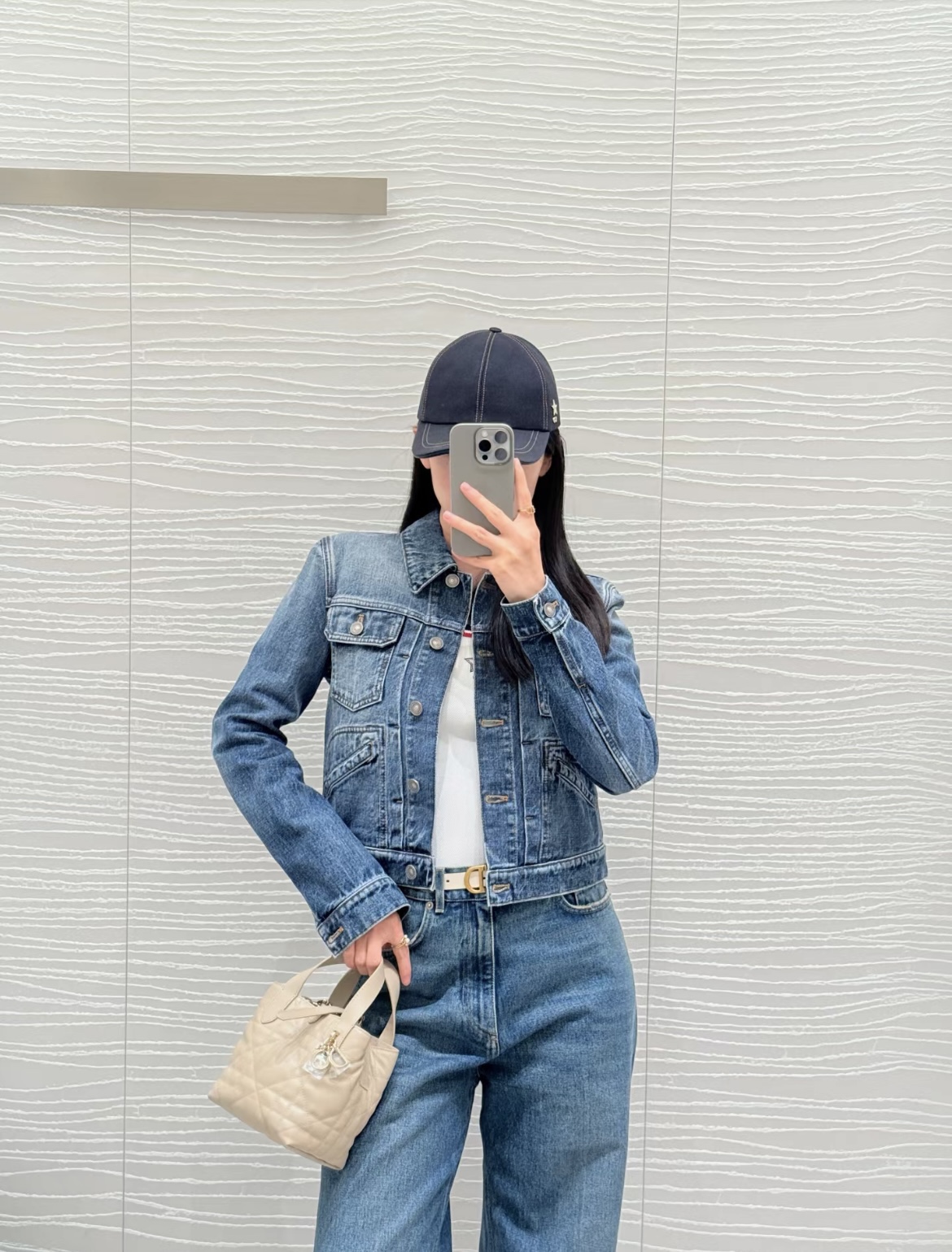 디올 뚜주흐 버티컬 토트백 스몰