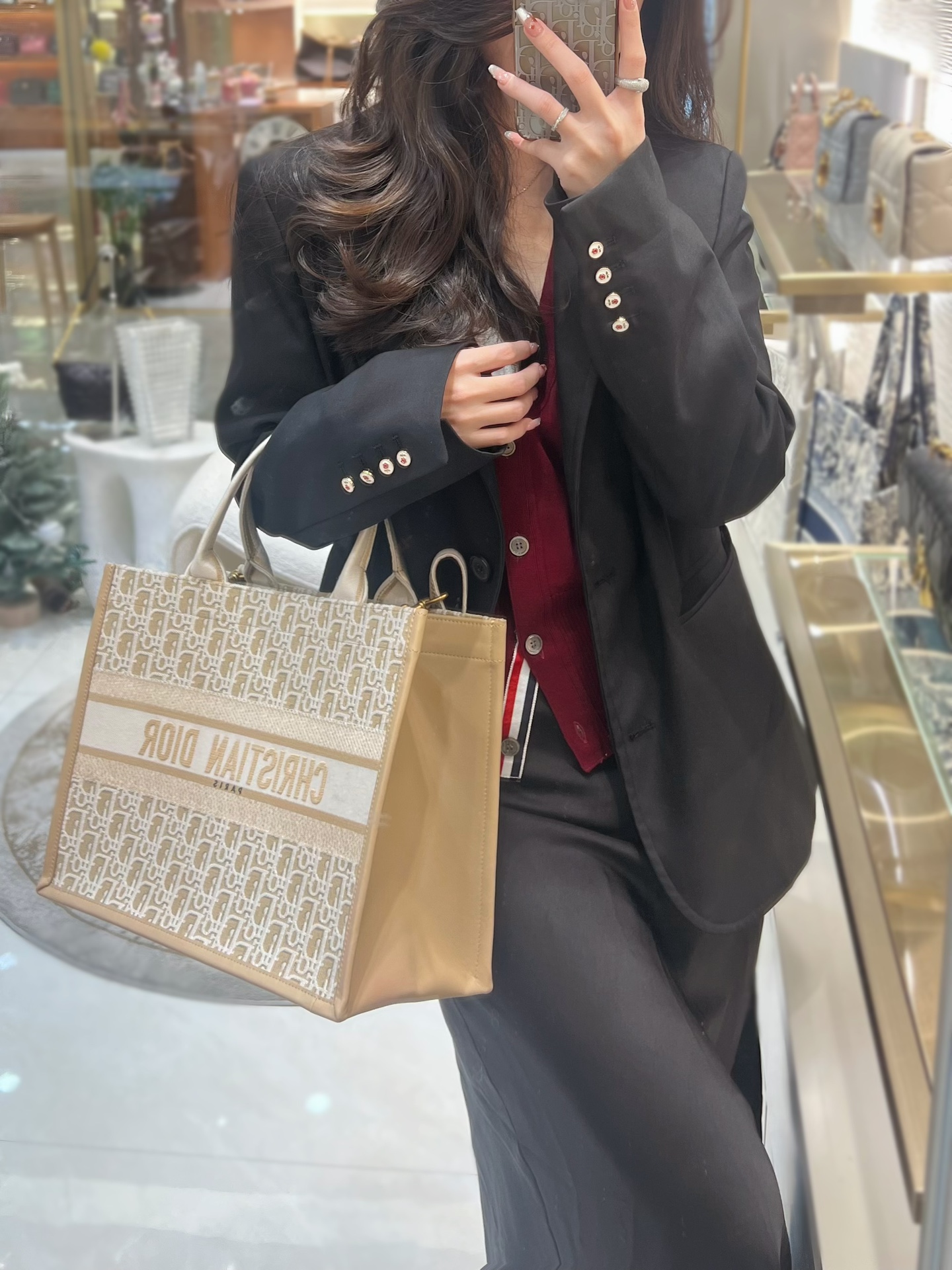 디올 북 토트백 미디움