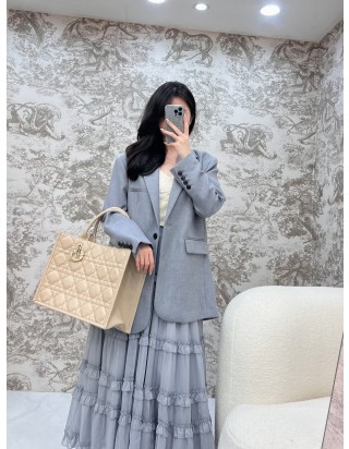 디올 북 토트백 미디움