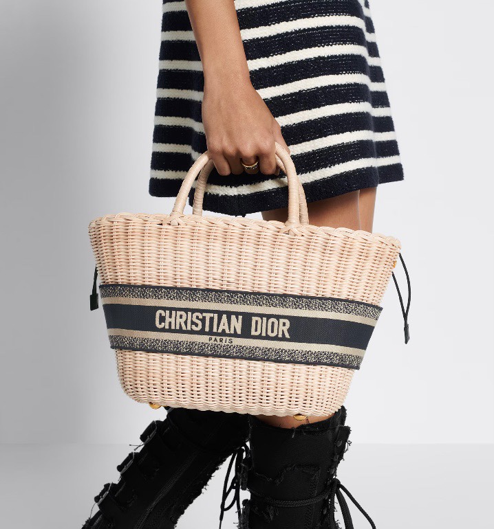 디올 라탄 바스켓 백