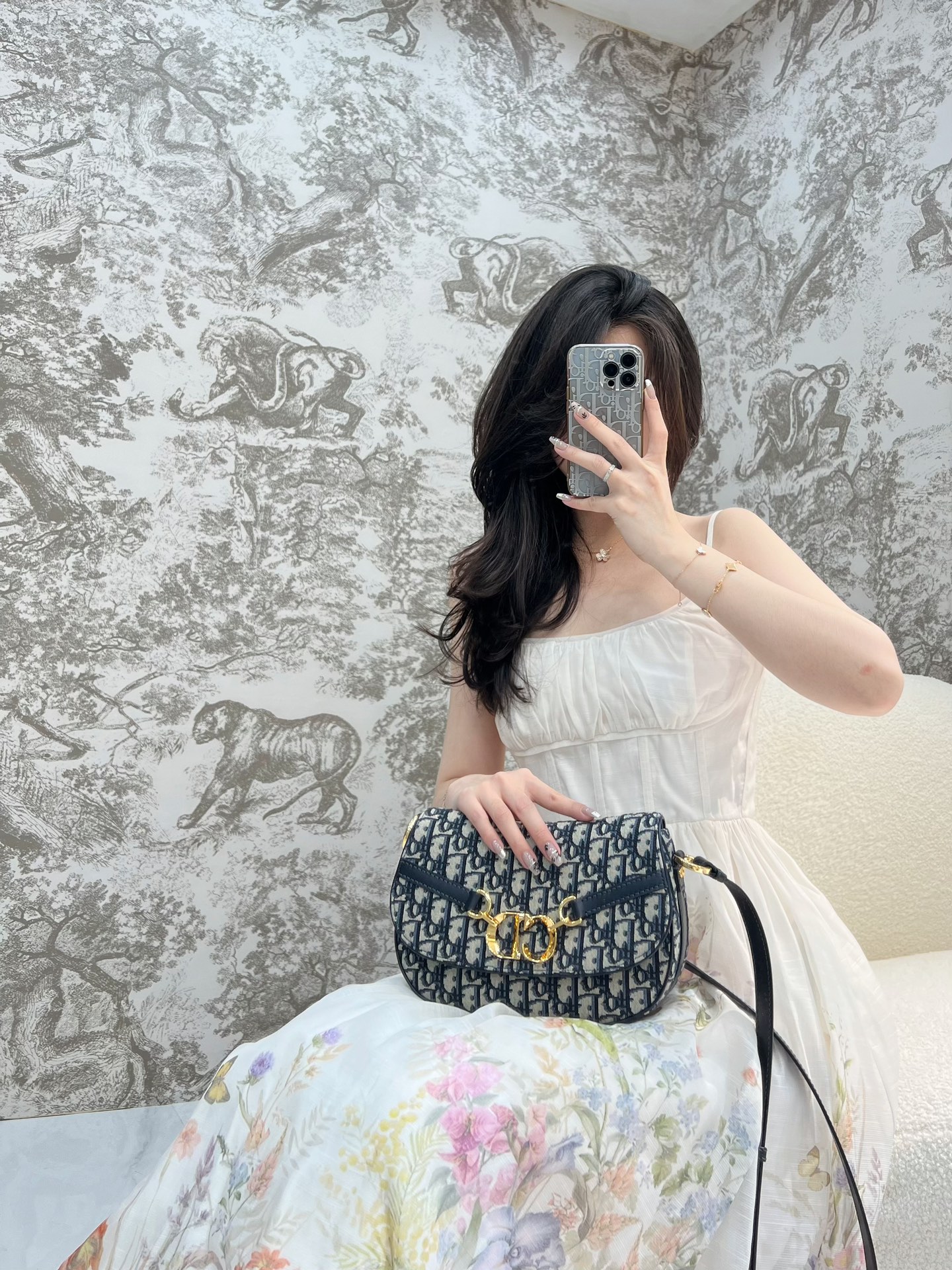 디올 오블리크 베사체 스몰 백