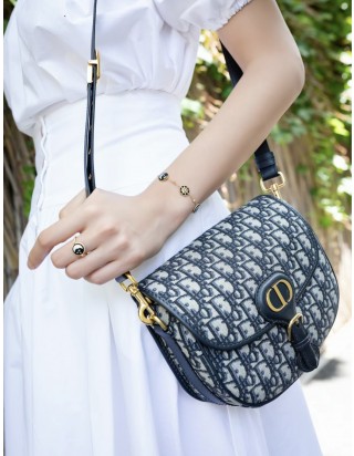 디올 바비백 미디움