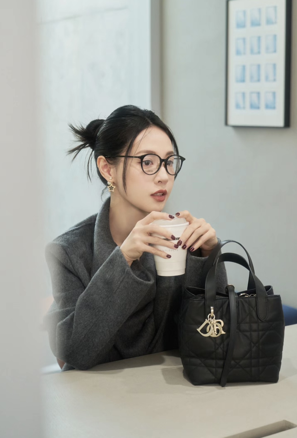 디올 뚜주흐 스몰 버티컬 토트 백