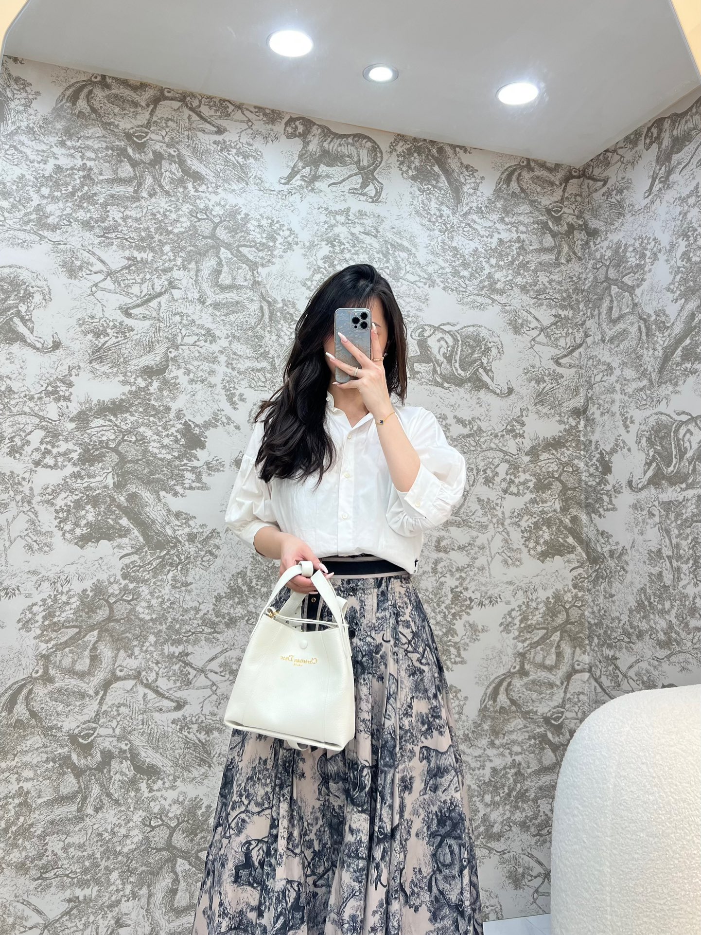 디올 시그니처 스몰 버킷백