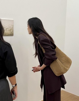 생로랑 르 5 아 7 서플 숄더백 라지