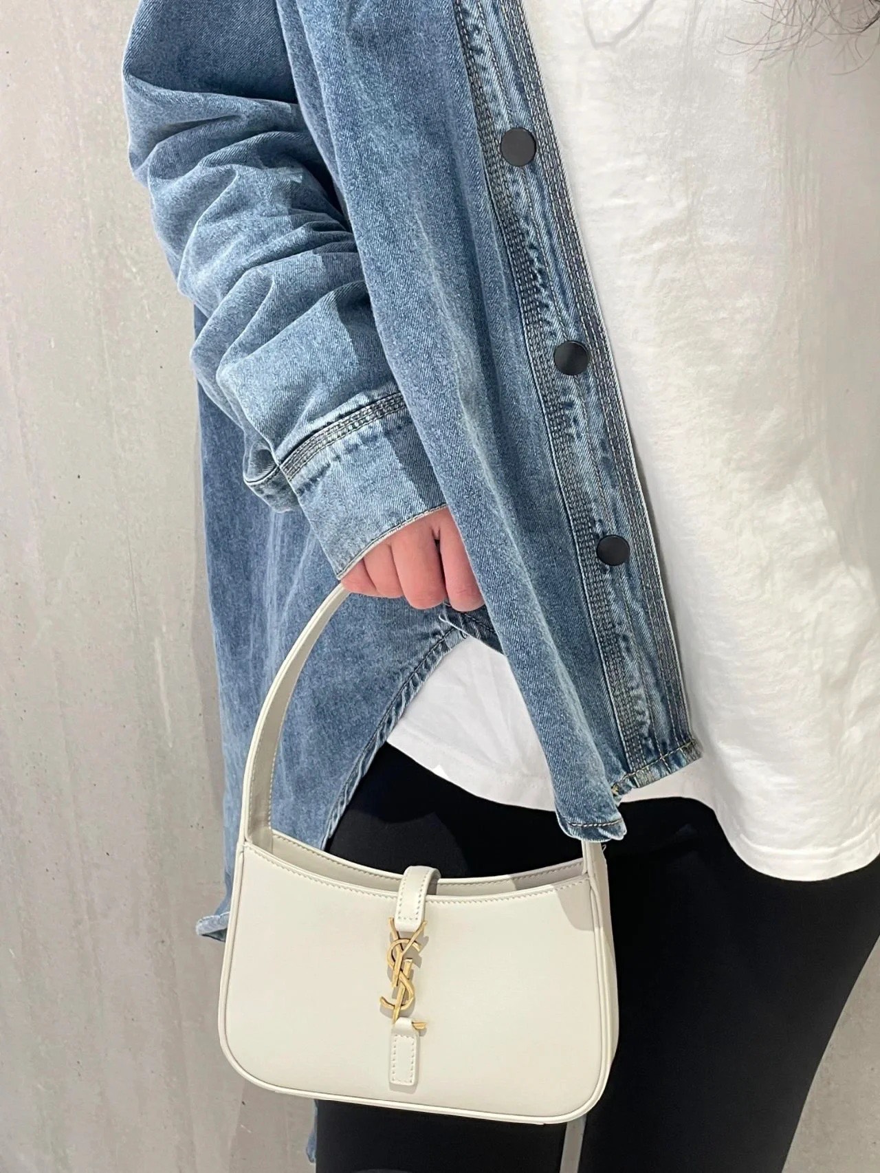 생로랑 르 5 아 7 호보백 미니