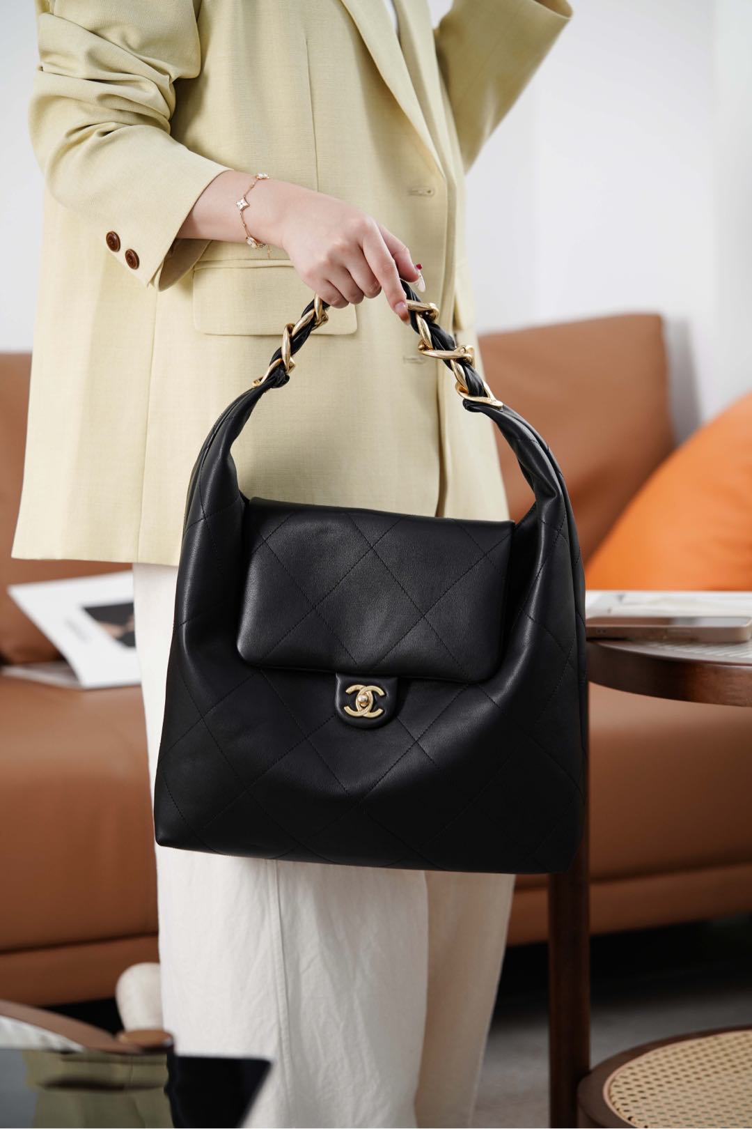 샤넬 맥시 호보백 라지