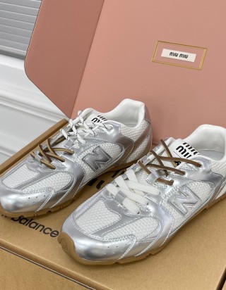 미우미우 X 뉴발란스 530 SL