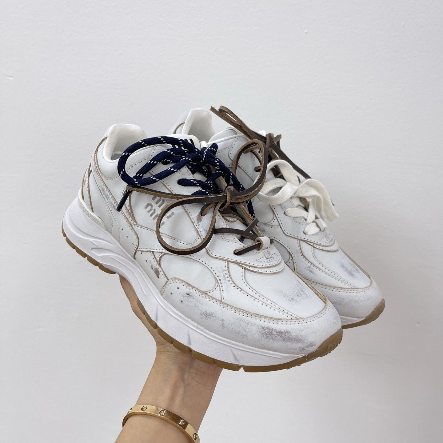 미우미우 X 뉴발란스 530 SL