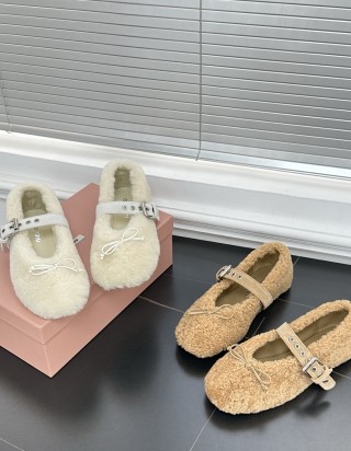 미우미우 시어링 발레리나 슈즈