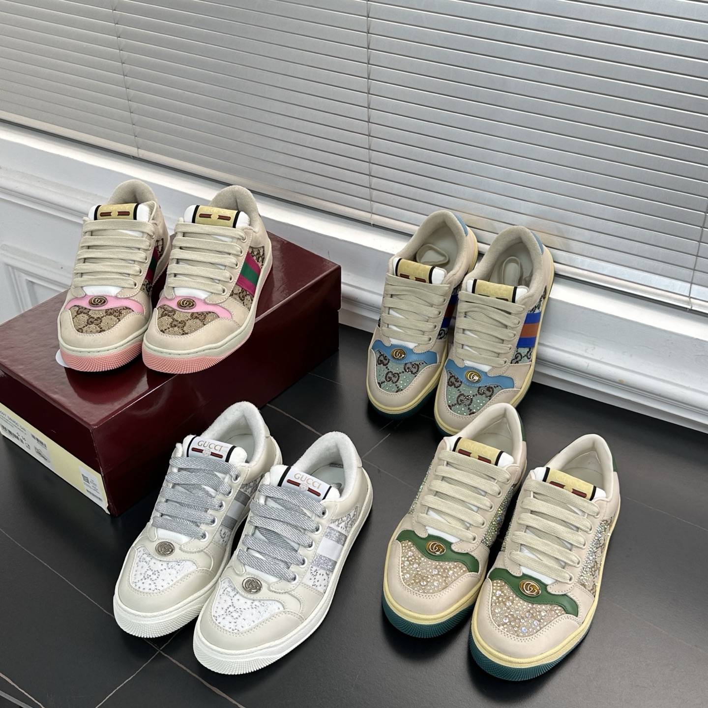 구찌 스크리너 스니커즈