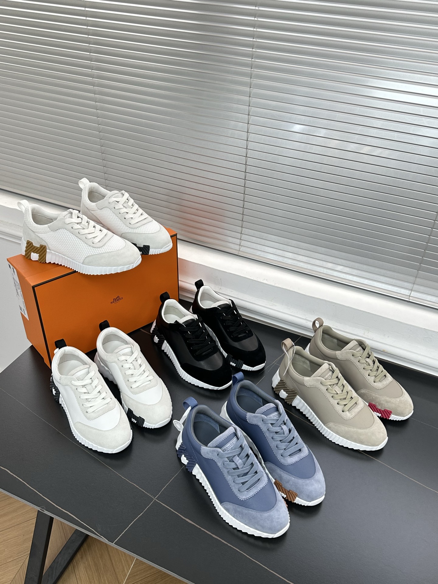 에르메스 바운싱 스니커즈