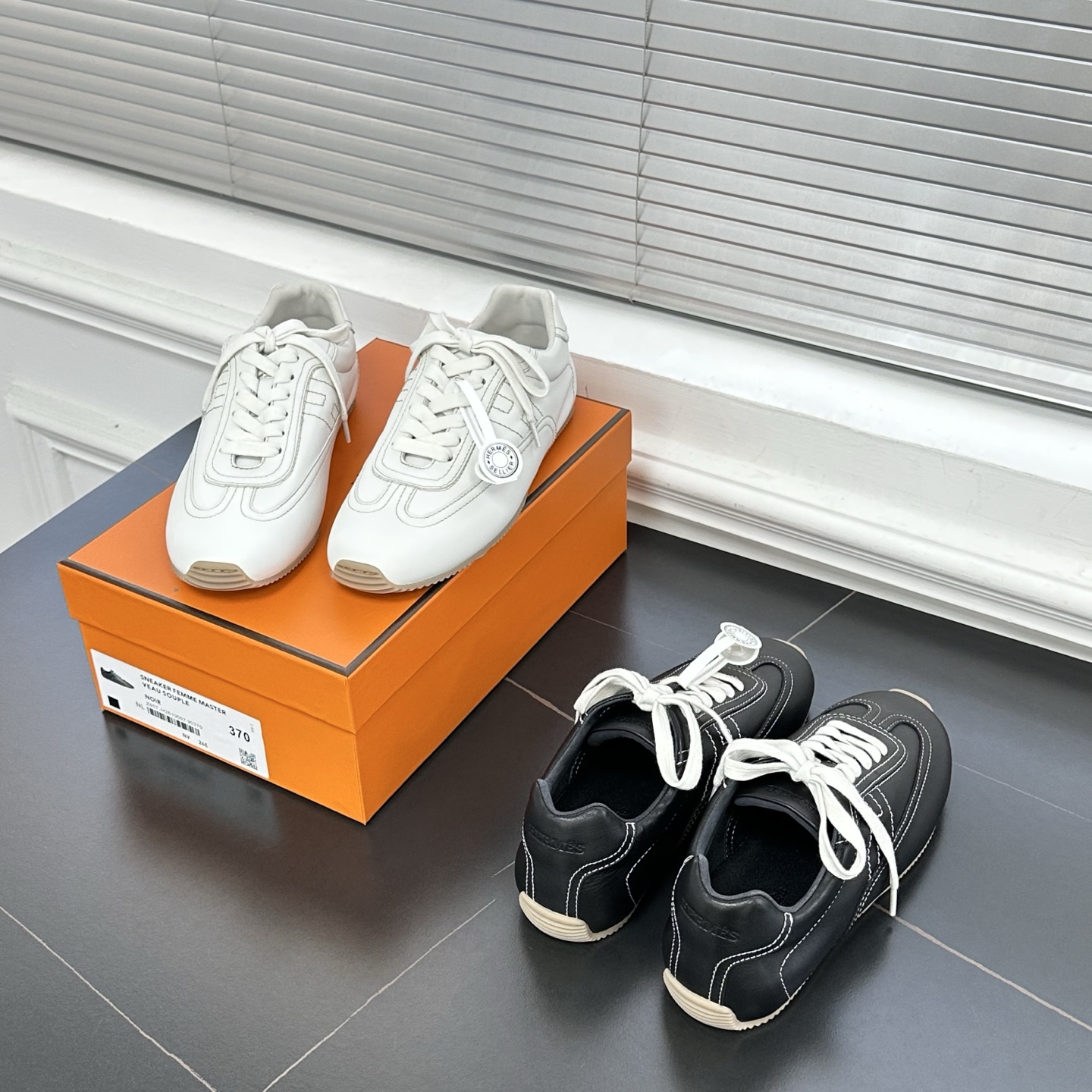 에르메스 마스터 스니커즈