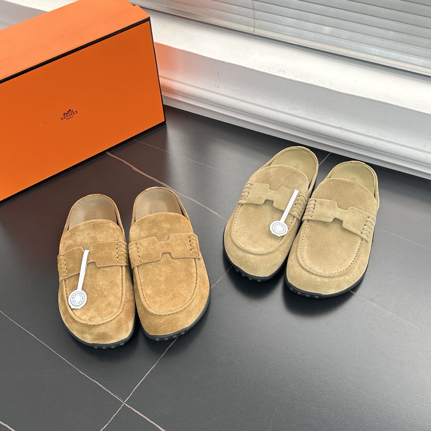 에르메스 레이지 로퍼