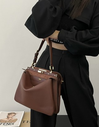 펜디 피카부 아이 씨 유