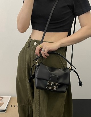 펜디 맘마백 스몰
