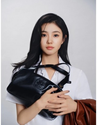 미우미우 가죽 탑 핸들 백