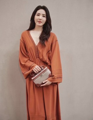 로로피아나 엑스트라 포켓