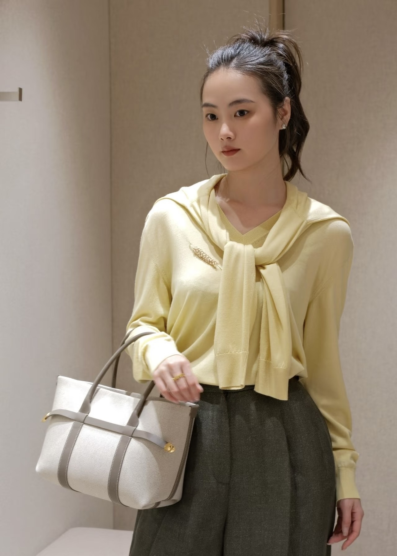 로로피아나 기에라 쇼퍼백 스몰