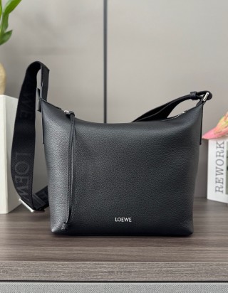 로에베 스몰 큐비 크로스백