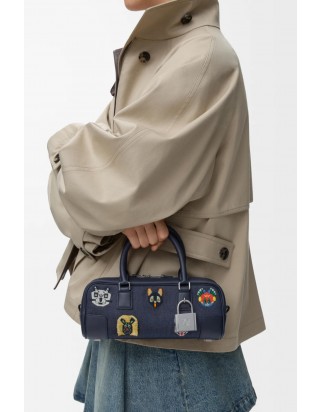로에베 캣츠 아마조나 23 크롭 백 스몰